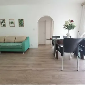 belo-apartamento-na-avenida-brasil.santa-catarina-brasil.com/