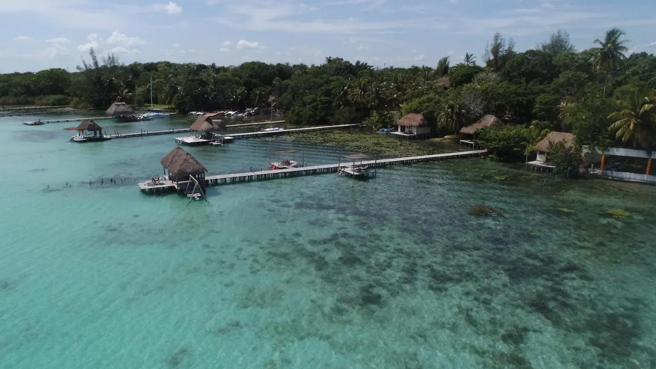Lagoon Special Suite: Bikes & Kayaks! Bacalar Apartamento