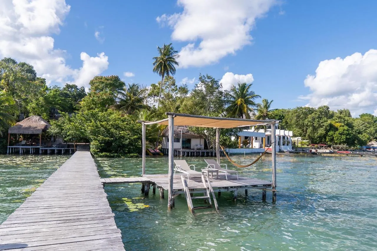 Lagoon Special Suite: Bikes & Kayaks! Bacalar 0*,
